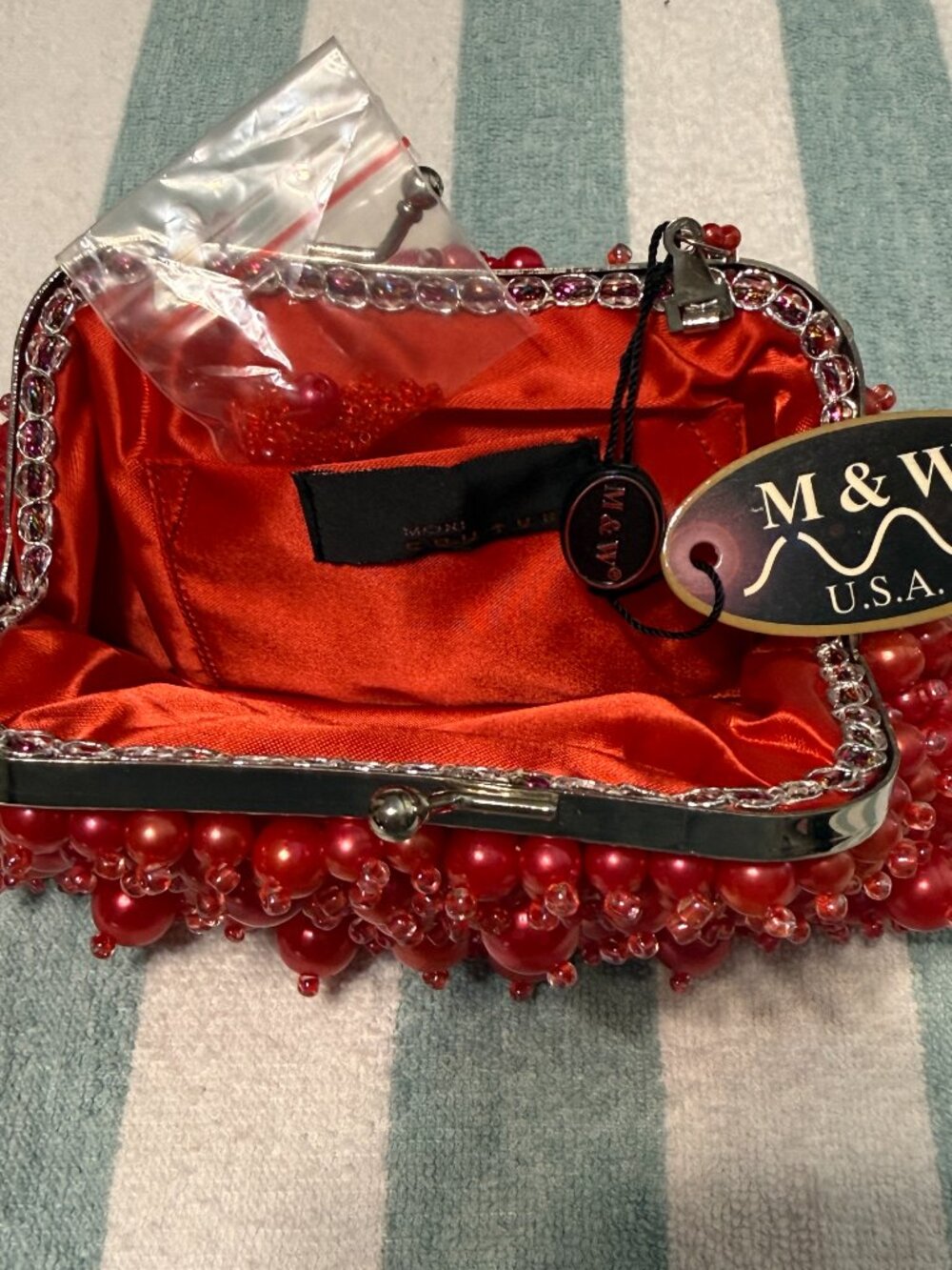 M & W - Moni Couture Beaded Purse - RED - NWT - Picture 3 of 3